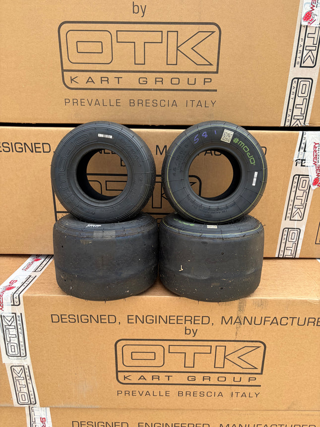 USED MOJO D5 TYRE SET Ref 581