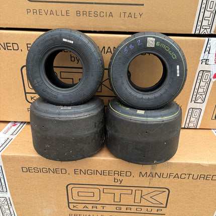 USED MOJO D5 TYRE SET Ref 582