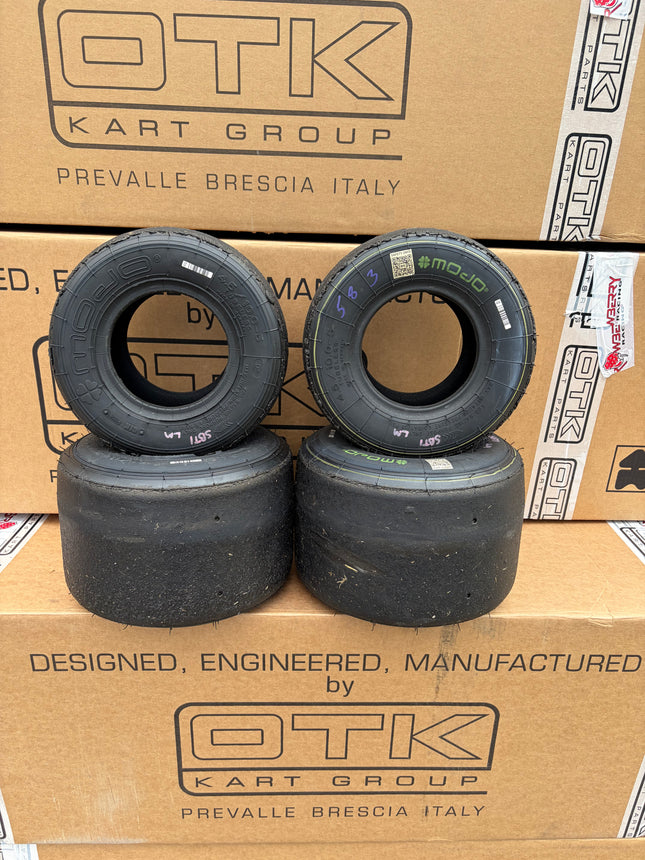 USED MOJO D5 TYRE SET Ref 583