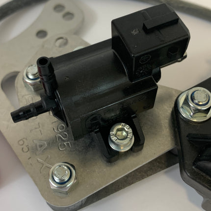 ROTAX MAX EVO IGNITION COIL AND BRACKET ASSEMBLY / SENIOR