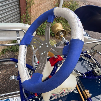 KOSMIC MY25 401 T ROLLING CHASSIS USED DY37343