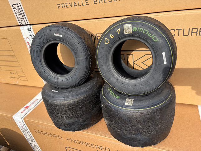 USED MOJO D5 TYRE SET Ref 067