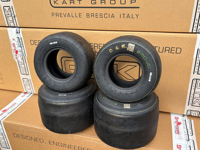 USED MOJO D5 TYRE SET Ref 068