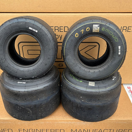 USED MOJO D5 TYRE SET Ref 070