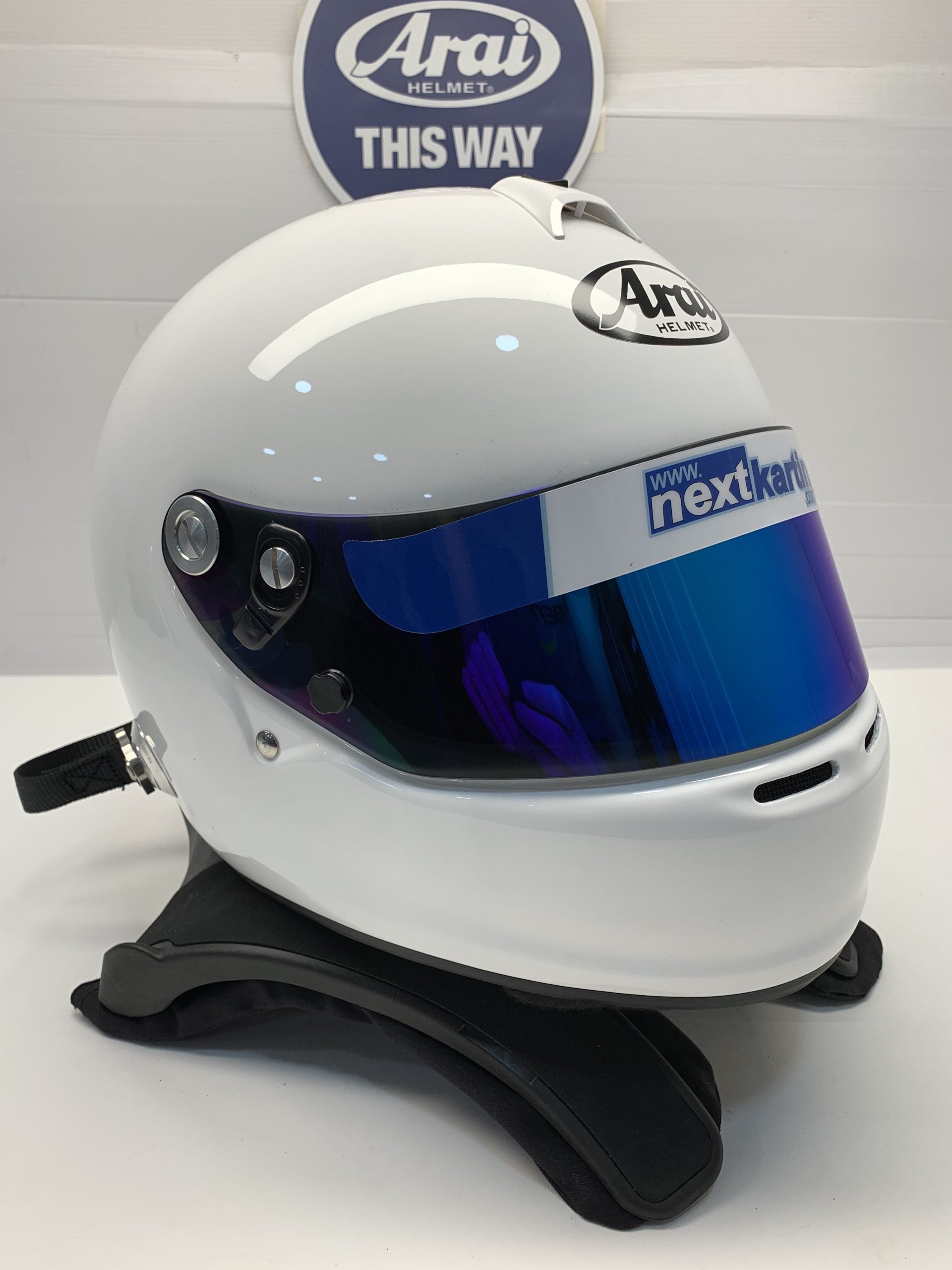 Casque ARAI GP-6S 8859M plein visage pour 4 roues compétition Casque ARAI GP-6S 8859M plein visage pour 4 roues compétition