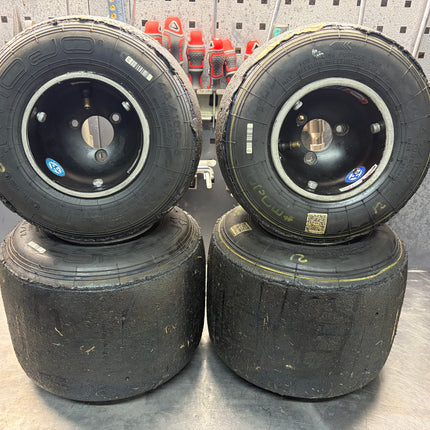 USED DOUGLAS MAG KART WHEELS FITTED WITH MOJO D5 TYRES